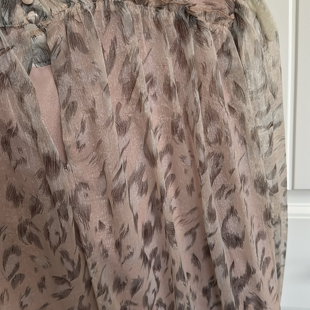 NWOT TCEC Mock Neck Elegant Women's Sheer Blouse - Pink Pattern Size S - Picture 11 of 15